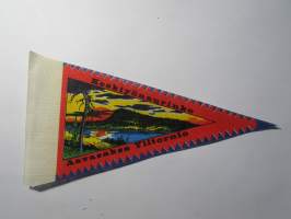 Keskiyönaurinko - Aavasaksa Ylitornio -matkailuviiri, pikkukoko / souvenier pennant