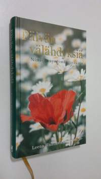 Päivän välähdyksiä : nimi- ja syntymäpäiväkirja