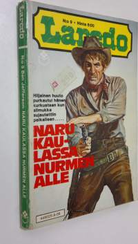 Naru kaulassa nurmen alle