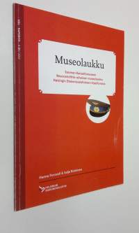 Museolaukku : Suomen Kansallismuseon Neuvostoliitto-aiheinen museolaukku Helsingin Diakonissalaitoksen Alppituvassa