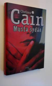 Musta sydän (UUSI)