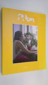 Trash magazine 2012 - Tilapäistä ja pysyvää asumista