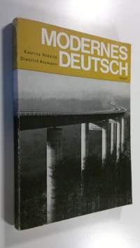 Modernes Deutsch : Lyhyen saksan ja keskikoulun yläasteen uusimuotoinen harjoituskirja