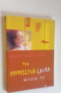 Tuo hymyilevä Laura bussissa 132