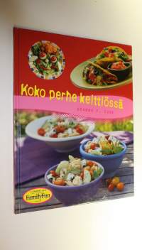 Koko perhe keittiössä