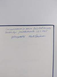 Jaakkiman yhteiskoulu 1919-1940, Lahdenpohjan keskikoulu 1942-1944 : historia ja matrikkeli (tekijän omiste, signeerattu)