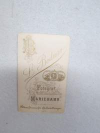 Half &amp; half, Atelier Bodnar, Mariehamn -visiittikorttivalokuva / visit card photo / cdv