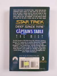 The Mist: The Captain&#039;s Table Book 3