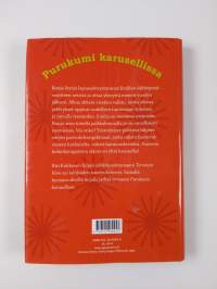 Purukumi karusellissa
