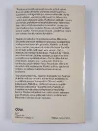 Surunsävyinen viisu sivutien kulkijasta
