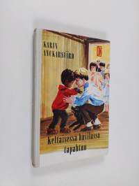 Keltaisessa huvilassa tapahtuu : nuorisonromaani