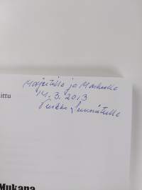 Seniorit ajassa mukana : Nokian Kansalliset seniorit 40 vuotta (tekijän omiste, signeerattu)