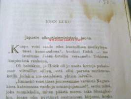 Kaksiteräinen miekka  jatkoa teokseen Marsalkka Jamagatan sormus