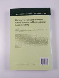 The Analytic Hierarchy Process in Natural Resource and Environmental Decision Making