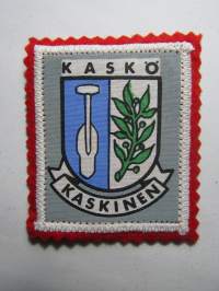 Kaskö -Kaskinen -kangasmerkki / matkailumerkki / hihamerkki / badge -pohjaväri punainen
