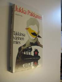 Takkinsa värinen mies : novelleja