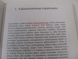 Propaganda rintamajoukoissa 1941-1944. Suomen armeijan valistustoiminta ja mielialojen ohjaus jatkosodan aikana