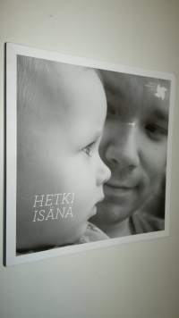 Hetki isänä