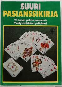 Suuri pasianssikirja. (Korttipelit)