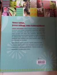 Eva-Marie Wilken : Lahjoja rakkaudella - Anna itse tekemäsi lahja v.2009