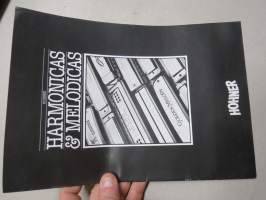 Hohner Harmonicas &amp; Melodicas -catalog / catalogue, soitinten - huuliharppu / melodica / tarvikkeet - luettelo