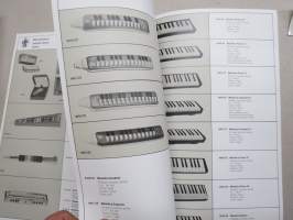 Hohner Harmonicas &amp; Melodicas -catalog / catalogue, soitinten - huuliharppu / melodica / tarvikkeet - luettelo