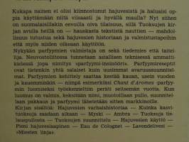 Tuoksujen kirja - Parfyymien lumoava maailma