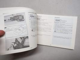 Yamaha 9.5/12, 15 (K), 20 (E), 25 (E), 28 (E) outboard motor -owner´s manual / manuel d´utilization / Betriebsanleitung