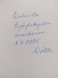 Yhteyden aika : kirkko kansalaisyhteiskunnan murroksessa (signeerattu, tekijän omiste)