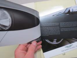 Aston Martin - Alfred Dunhill -esittelykansio