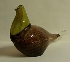 Lasi-Kostamon isokokoinen lintu. (Designlasi, taidelasi, keräilyesine, sisustuselementti)