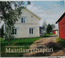 Maatilan pihapiiri. (Maatalous, historia)