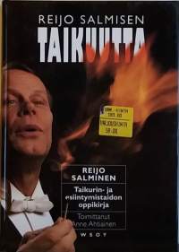 Reijo Salmisen taikuutta. (Taikatemput, esiintymistaito)