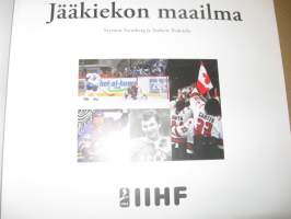 Jääkiekon maailma  (Kultapainos)