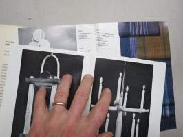 Gullkrona kotityö - hemslöjd - handicraft - kunstgewerbe, Parainen / Pargas -kotelo, jossa 2 kpl kuvallisia esitteitä