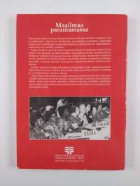 Maailmaa parantamassa