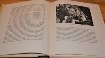 Auton ja autokaupan historiaa itsenäisyytemme aikana  Korpivaara &amp; Halla Oy:n osuus siinä 1917-1942