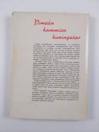 Pimeän kammion kuningatar
