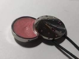 Swarovski huulikiiltoriipus