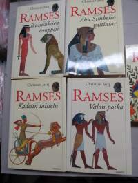 Ramses - Kadesin taistelu - Vlon poika Abu Simbewlin valtiatar - Ikuisuuksien temppeli - Lännen akaasiapuun alla -5 kirjan sarja