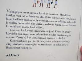 Ramses - Kadesin taistelu - Vlon poika Abu Simbewlin valtiatar - Ikuisuuksien temppeli - Lännen akaasiapuun alla -5 kirjan sarja