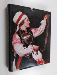 Finno-Ugric Folk Art