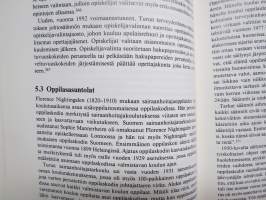 Sairaanhoitajattaria Auran rannalta - Lääninsairaalan sairaanhoitajakursseista Turun terveydenhuolto-oppilaitokseksi 1893-1993