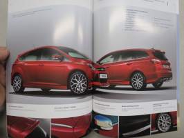 Ford Focus 2012 -myyntiesite, ruotsinkielinen / sales brochure