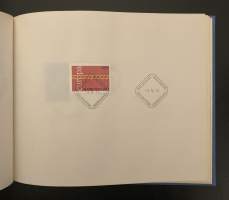 Postimerkkikansio - Näyttely- erikoismerkkejä leimoineen 1970-luvulta - Yhteensä n. 65 merkkiä