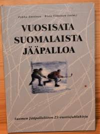 Vuosisata suomalaista jääpalloa