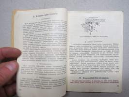 Asemiehen taskukirja - tieto- ja muistikirja asemiehille