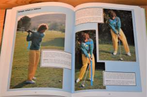 Naisen oma golfkirja