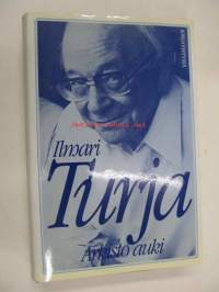Arkisto auki