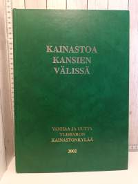 Kainastoa kansien välissä